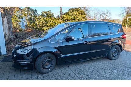 Ford S-Max Gebrauchtwagen