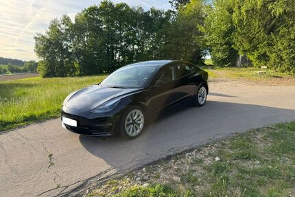 Tesla Model 3 Gebrauchtwagen