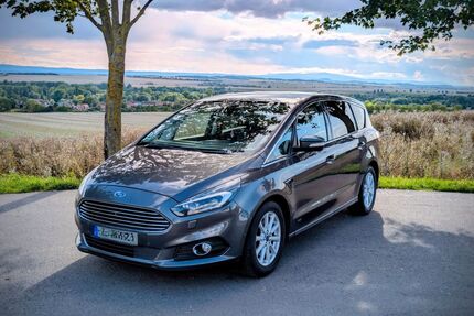 Ford S-Max Gebrauchtwagen