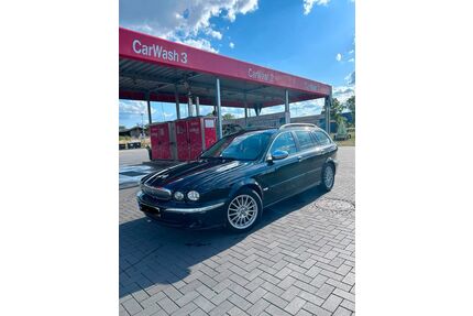 Jaguar X-Type Gebrauchtwagen