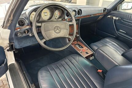 Mercedes-Benz 560 Gebrauchtwagen