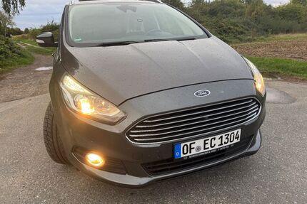 Ford S-Max Gebrauchtwagen