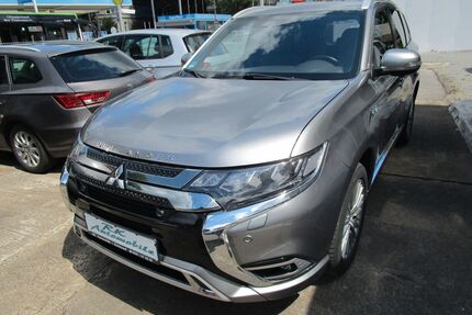 Mitsubishi Plug-in Hybrid Outlander Gebrauchtwagen