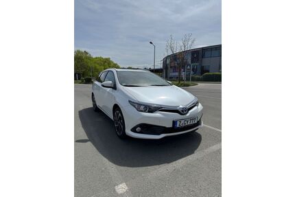 Toyota Auris Touring Sports Gebrauchtwagen