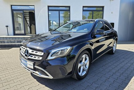 Mercedes-Benz GLA 180 Urban NAVI LED TEILLEDER 