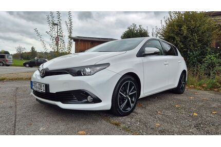 Toyota Auris Gebrauchtwagen