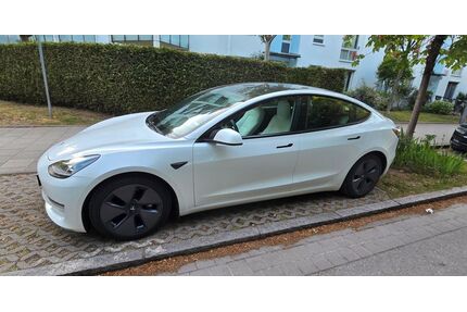Tesla Model 3 Gebrauchtwagen