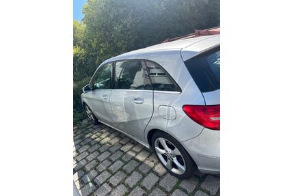 Mercedes-Benz B 180 Gebrauchtwagen