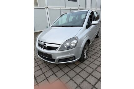 Opel Zafira Gebrauchtwagen