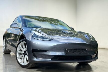 Tesla Model 3 Gebrauchtwagen