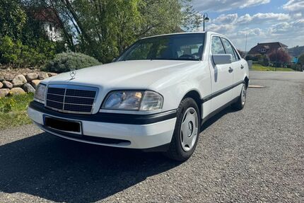 Mercedes-Benz C 180 Gebrauchtwagen
