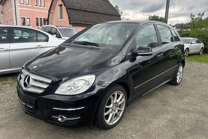 Mercedes-Benz B 180 Gebrauchtwagen