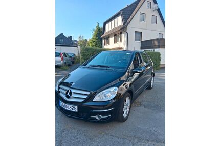 Mercedes-Benz B 180 Gebrauchtwagen