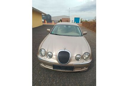 Jaguar S-Type Gebrauchtwagen