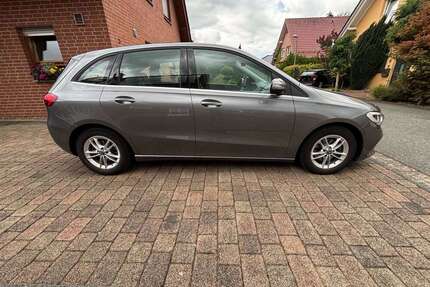 Mercedes-Benz B 180 Gebrauchtwagen