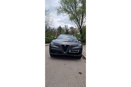 Alfa Romeo Stelvio Gebrauchtwagen