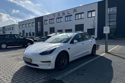Tesla Model 3 Gebrauchtwagen