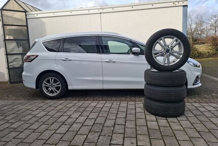 Ford S-Max Gebrauchtwagen
