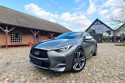 INFINITI Q30 Gebrauchtwagen