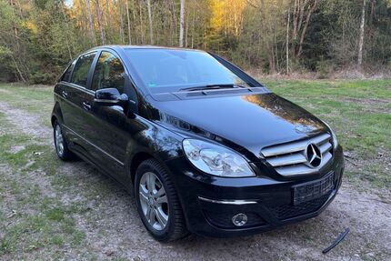 Mercedes-Benz B 180 Gebrauchtwagen
