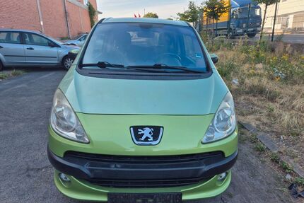 Peugeot 1007 Gebrauchtwagen