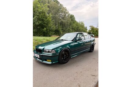 BMW 323 Gebrauchtwagen