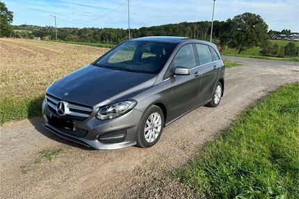Mercedes-Benz B 180 Gebrauchtwagen