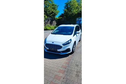 Ford S-Max Gebrauchtwagen