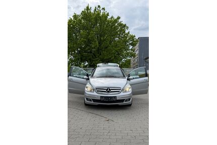 Mercedes-Benz B 200 Gebrauchtwagen