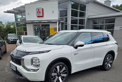Mitsubishi Plug-in Hybrid Outlander Gebrauchtwagen