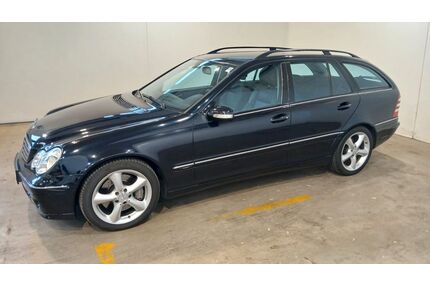 Mercedes-Benz C 230 