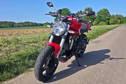 Ducati Monster 1200 Gebrauchtwagen