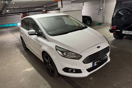 Ford S-Max Gebrauchtwagen