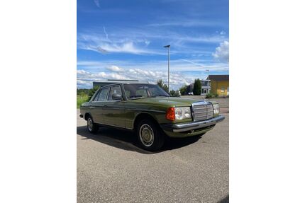 Mercedes-Benz 230 Gebrauchtwagen