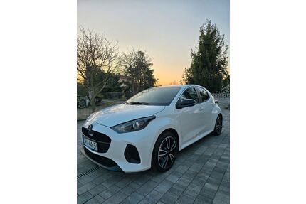 Mazda 2 Hybrid 
