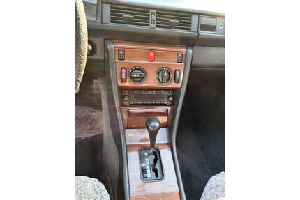 Mercedes-Benz 200 Gebrauchtwagen