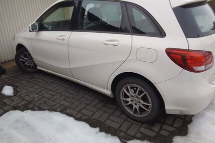 Mercedes-Benz B 180 Gebrauchtwagen