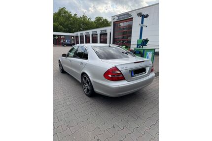 Mercedes-Benz E 320 Gebrauchtwagen