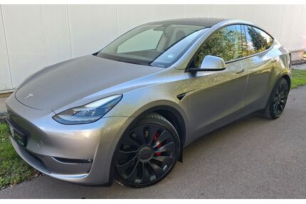 Tesla Model Y Gebrauchtwagen
