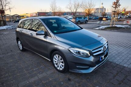 Mercedes-Benz B 180 Gebrauchtwagen