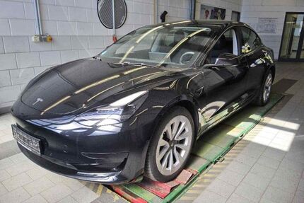 Tesla Model 3 Gebrauchtwagen