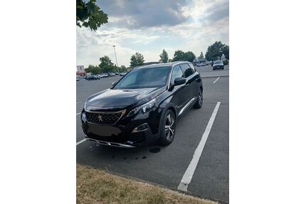 Peugeot e-5008 Gebrauchtwagen