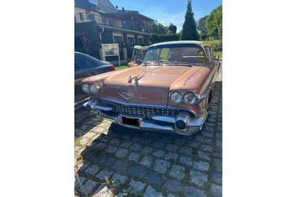 Cadillac Fleetwood Gebrauchtwagen