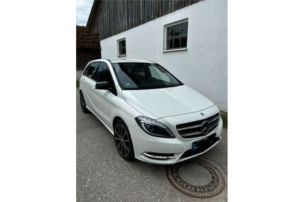 Mercedes-Benz B 180 Gebrauchtwagen