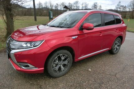 Mitsubishi Plug-in Hybrid Outlander Gebrauchtwagen