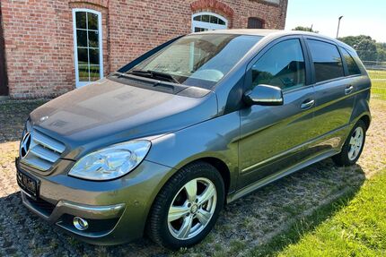 Mercedes-Benz B 180 Gebrauchtwagen