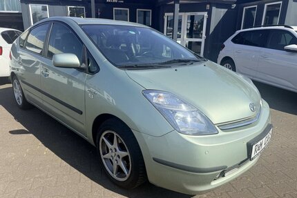 Toyota Prius Hybrid/1.Hand/Alle Inspektionen/ Gebrauchtwagen