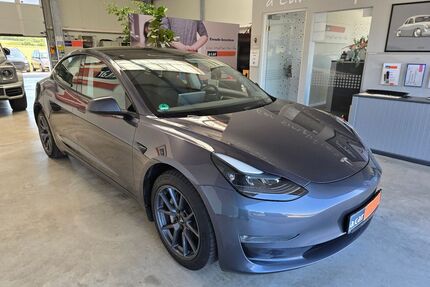 Tesla Model 3 Gebrauchtwagen