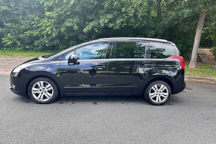 Peugeot 5008 Gebrauchtwagen