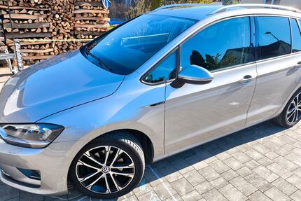 VW Golf Sportsvan Gebrauchtwagen